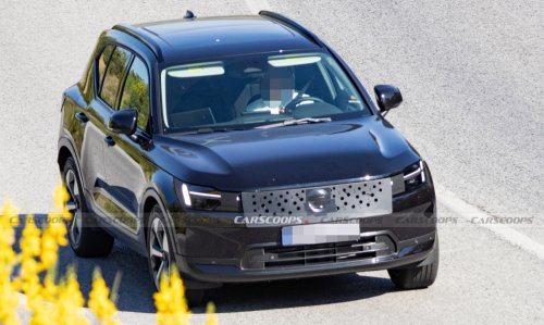 Volvo, Volvo XC40, Volvo’s Decade-Old XC40 Spied Testing Yet Another Facelift