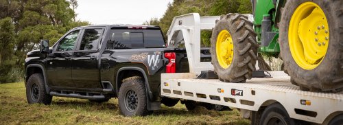 Chevy, BYD, Chevy’s Silverado HD Gets A $13K Fifth-Wheel Hitch That Can Tow Three BYD Pickups