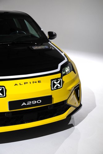 These Rally-Inspired EVs From France And China Look Like They Were Separated At Birth