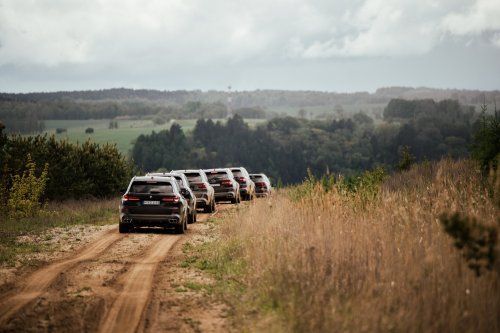 BMW Let 67 Buyers Test Its Bulletproof Cars, One Shrugs Off Explosives