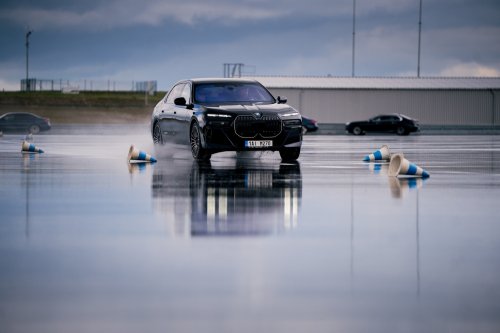 BMW Let 67 Buyers Test Its Bulletproof Cars, One Shrugs Off Explosives