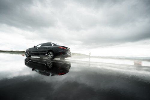 BMW Let 67 Buyers Test Its Bulletproof Cars, One Shrugs Off Explosives
