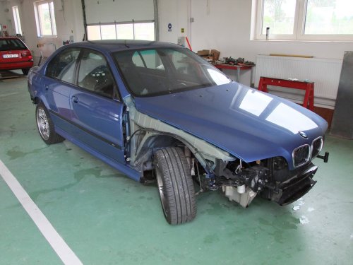 This 1970s BMW CSL Coupe Is Hiding A Whole M5 Underneath