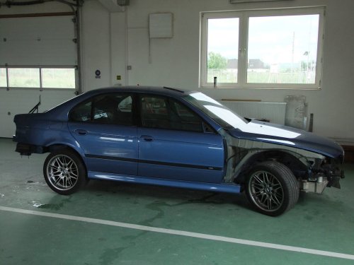 This 1970s BMW CSL Coupe Is Hiding A Whole M5 Underneath