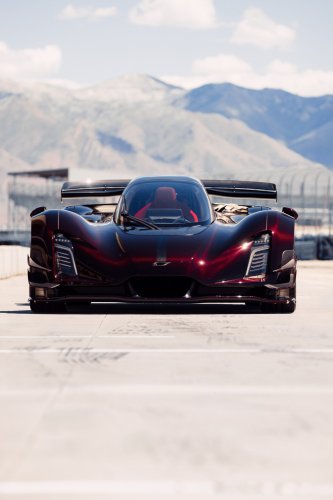 This Rare Czinger 21C Has Fading Carbon Fiber To Make Koenigsegg Jealous