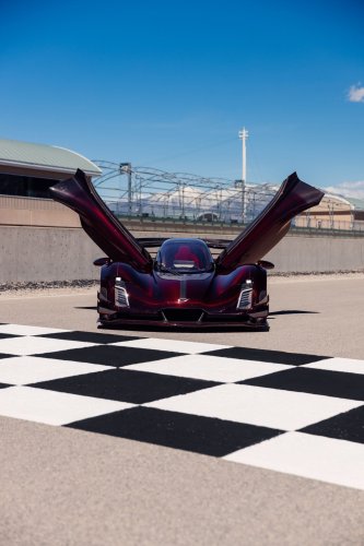 This Rare Czinger 21C Has Fading Carbon Fiber To Make Koenigsegg Jealous