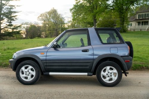Toyota, Toyota RAV4, This Three-Pedal Toyota RAV4 Is A Reminder Of Everything The New One Gave Up
