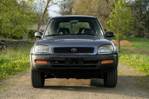 This Three-Pedal Toyota RAV4 Is A Reminder Of Everything The New One Gave Up