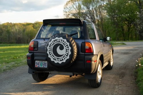 This Three-Pedal Toyota RAV4 Is A Reminder Of Everything The New One Gave Up
