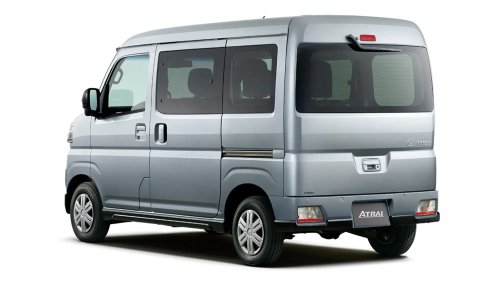 Japan Gets A New Manual Kei Van For $7,200, The Rest Of Us Get Envy