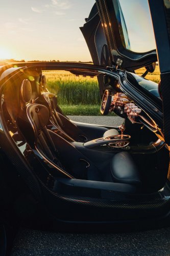 De Tomaso, SuperCar, The First De Tomaso P72 Supercar Is Dripping In Rose Gold
