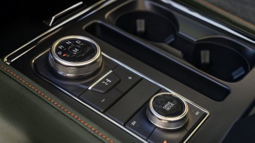 Ford Recalls Over 548,000 SUVs After Chrome Trim Injures 65 People