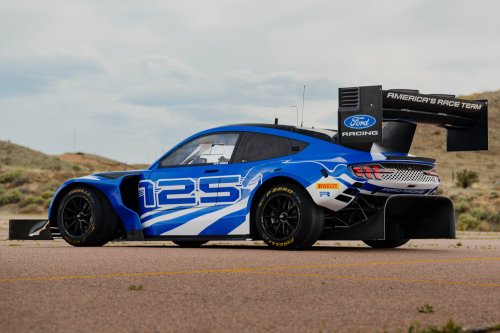 Corvette ZR1X Sets New Pikes Peak Production Record, But Ford Wins Overall
