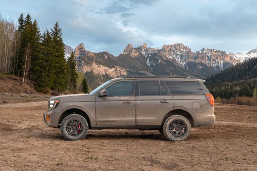 A $130K VelociRaptor Makes The Same Power As An $82K Expedition Tremor