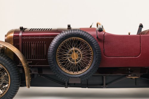 Jason Momoa Put A 666 Badge On His Tiny Bentley, But It’s Not What It Looks Like