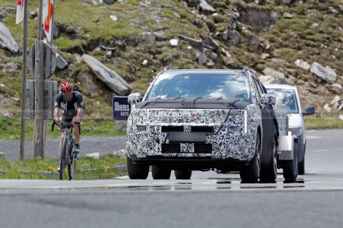 Hyundai’s Popular Three-Row SUV Is Going Under The Knife