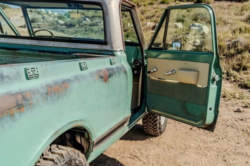 This Rusty $450,000 Chevy C10 Is Secretly A Brand-New Silverado