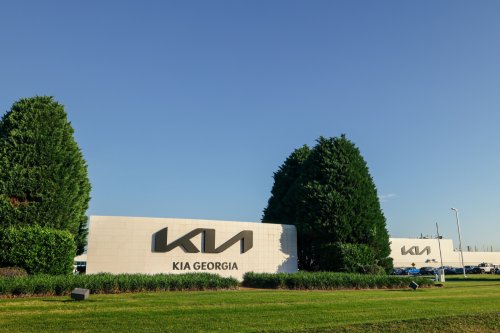 Hyundai Built A Georgia Plant Just For EVs, Now It’s Making Kia Hybrids