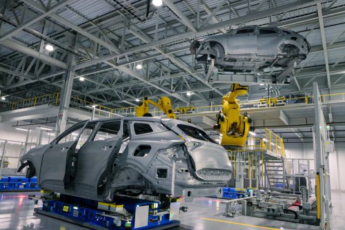 Hyundai Built A Georgia Plant Just For EVs, Now It’s Making Kia Hybrids