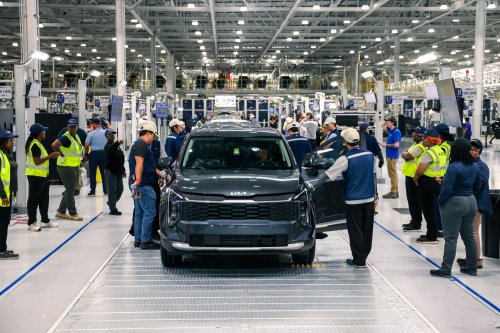 Hyundai Built A Georgia Plant Just For EVs, Now It’s Making Kia Hybrids
