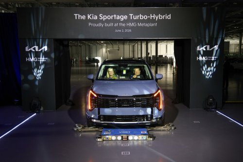 Hyundai Built A Georgia Plant Just For EVs, Now It’s Making Kia Hybrids