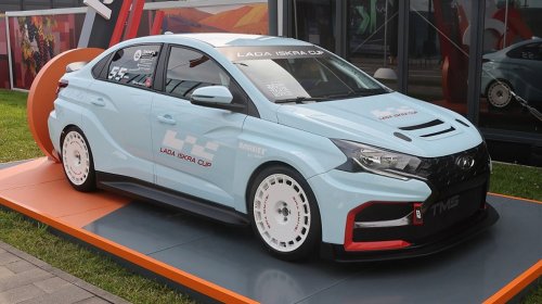 Lada, Lada Built A $19,800 Wagon With Three Pedals And Black Steelies
