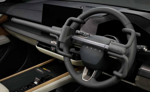 Japan’s Lexus ES Offers A Splitter Up Front And A Foot Deodorizer Down Below