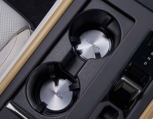 Japan’s Lexus ES Offers A Splitter Up Front And A Foot Deodorizer Down Below