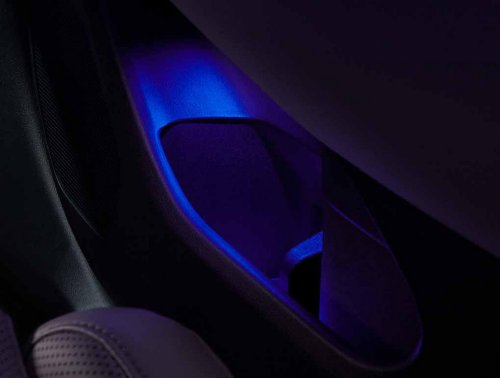 Japan’s Lexus ES Offers A Splitter Up Front And A Foot Deodorizer Down Below