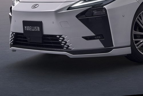 Japan’s Lexus ES Offers A Splitter Up Front And A Foot Deodorizer Down Below