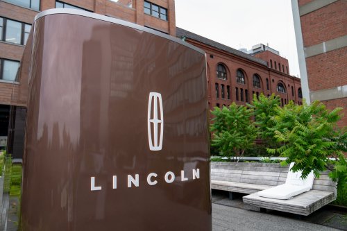 Lincoln’s Latest Marketing Stunt Looks Like An Ultra-Luxury Porta Potty