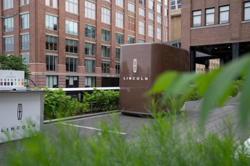 Lincoln’s Latest Marketing Stunt Looks Like An Ultra-Luxury Porta Potty