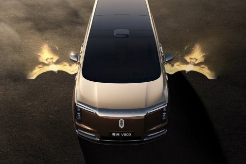 Rolls-Royce Won’t Touch Minivans, But China Will