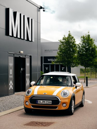 This Mini Diesel Cracked 1 Million Km On Its Original Engine Averaging 80 MPG