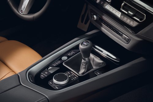 Neuroscientist Finds Driving A Manual Lights Up A Brain Region Automatics Let Sleep