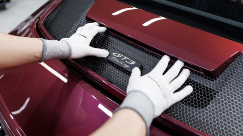 Porsche’s Latest Color-Shifting 911 GT3 Is A Touch-Up Pen’s Worst Nightmare
