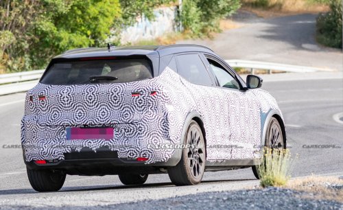 Renault Just Helped Us Unwrap The Facelifted Scenic’s Disguise