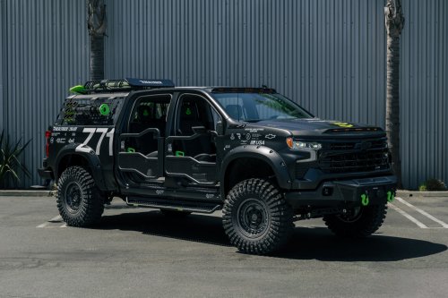 This Custom Silverado Proves You Don’t Need A Gladiator For Open-Air Fun