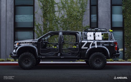 This Custom Silverado Proves You Don’t Need A Gladiator For Open-Air Fun