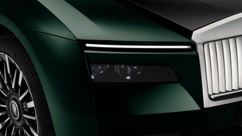 The New Rolls-Royce Spectre II Hides 8,108 Tiny Lights In Its Dashboard