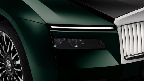 The New Rolls-Royce Spectre II Hides 8,108 Tiny Lights In Its Dashboard