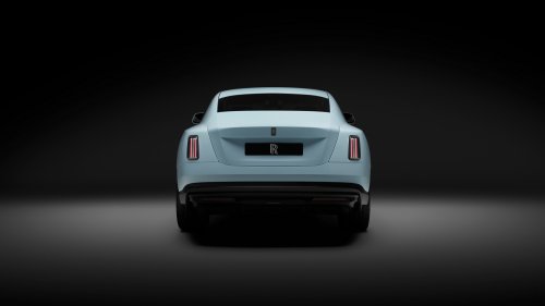 The New Rolls-Royce Spectre II Hides 8,108 Tiny Lights In Its Dashboard