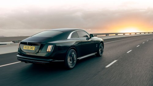 The New Rolls-Royce Spectre II Hides 8,108 Tiny Lights In Its Dashboard