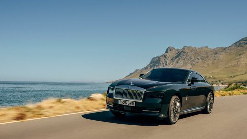 The New Rolls-Royce Spectre II Hides 8,108 Tiny Lights In Its Dashboard