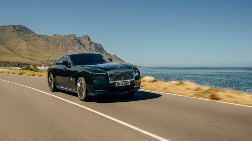 The New Rolls-Royce Spectre II Hides 8,108 Tiny Lights In Its Dashboard