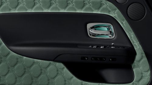 The New Rolls-Royce Spectre II Hides 8,108 Tiny Lights In Its Dashboard