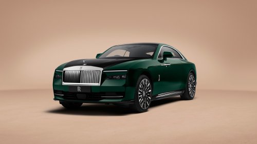 The New Rolls-Royce Spectre II Hides 8,108 Tiny Lights In Its Dashboard