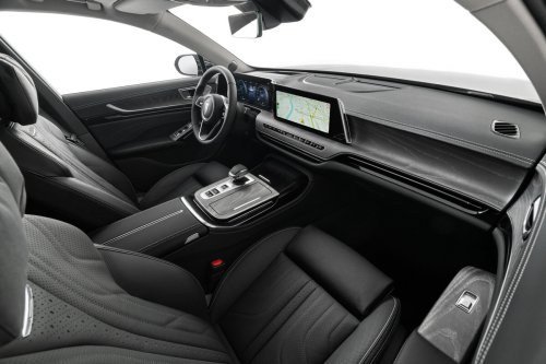 The New $163K Senat 900 Is A Chinese Sedan Pretending To Be Russian