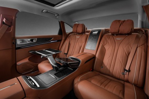 The New $163K Senat 900 Is A Chinese Sedan Pretending To Be Russian