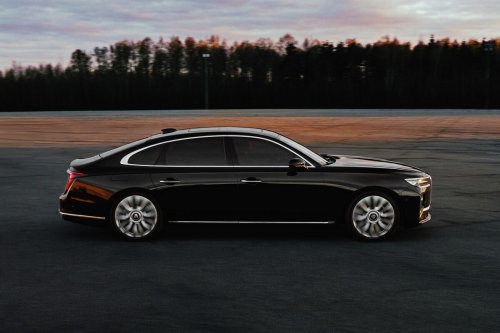 The New $163K Senat 900 Is A Chinese Sedan Pretending To Be Russian